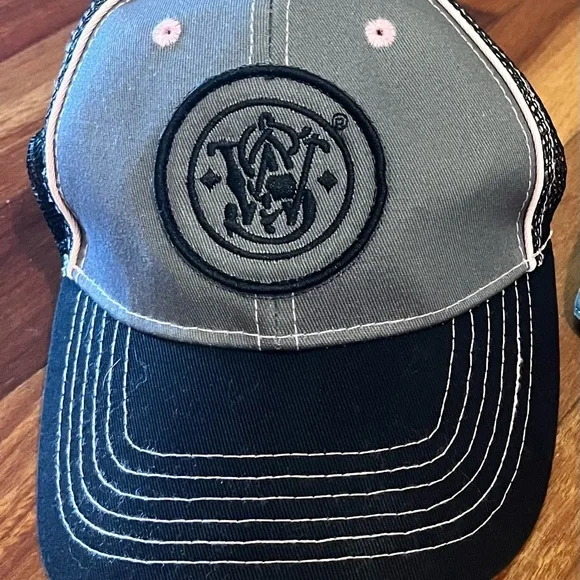 Smith & Wesson officially licensed youth toddlertrucker hat pink black and gray - Picture 2 of 5